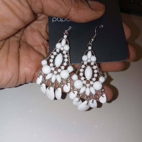 Beautiful White- Beaded drop Earings - Picture 2 of 5